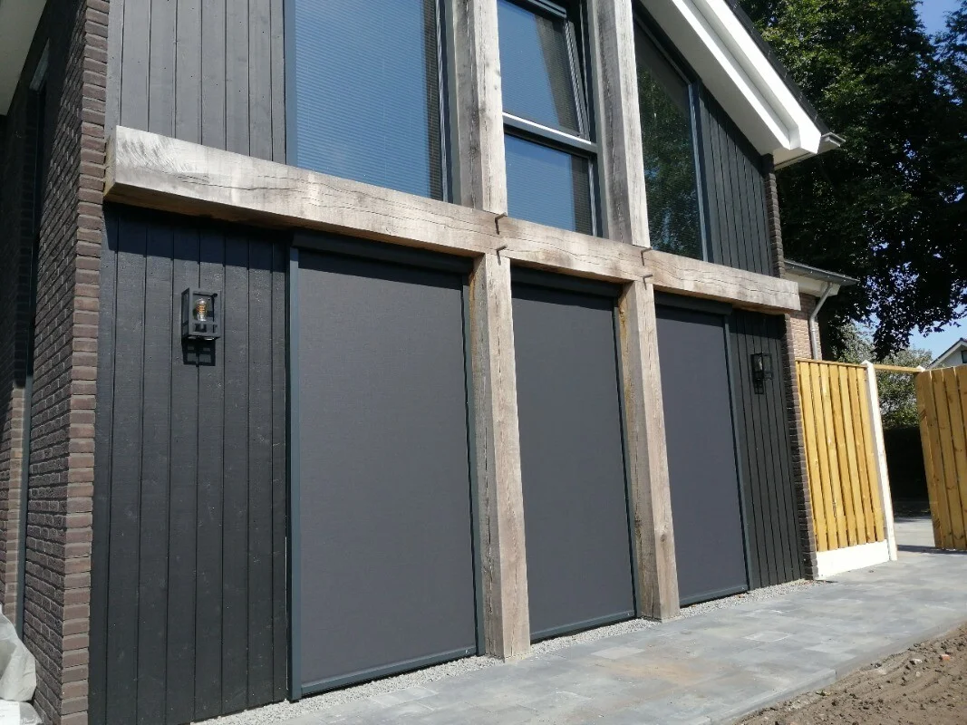 Zipscreen